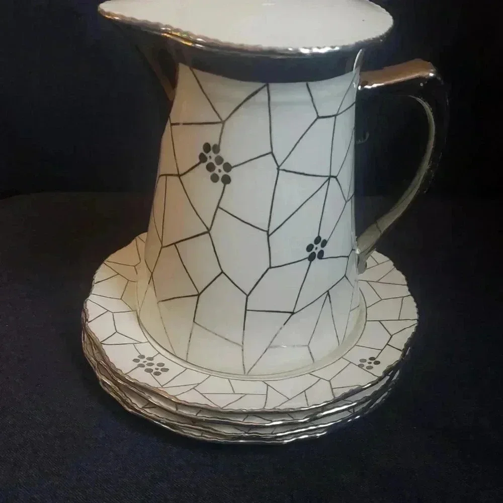 Tea Pot and Desert Plate‎ Set
